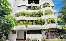 Super Collection O Vazhakkala Kakkanad